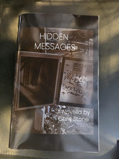 Hidden Messages (Novella) — a short story zine from Shattering Expectations (Chris Stone Art).